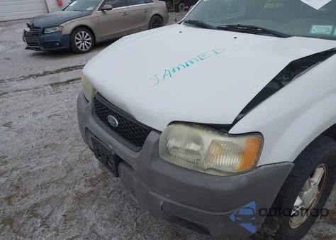 2002 Ford Escape Xls из США, поврежденный, VIN 1FMYU01122KA26097